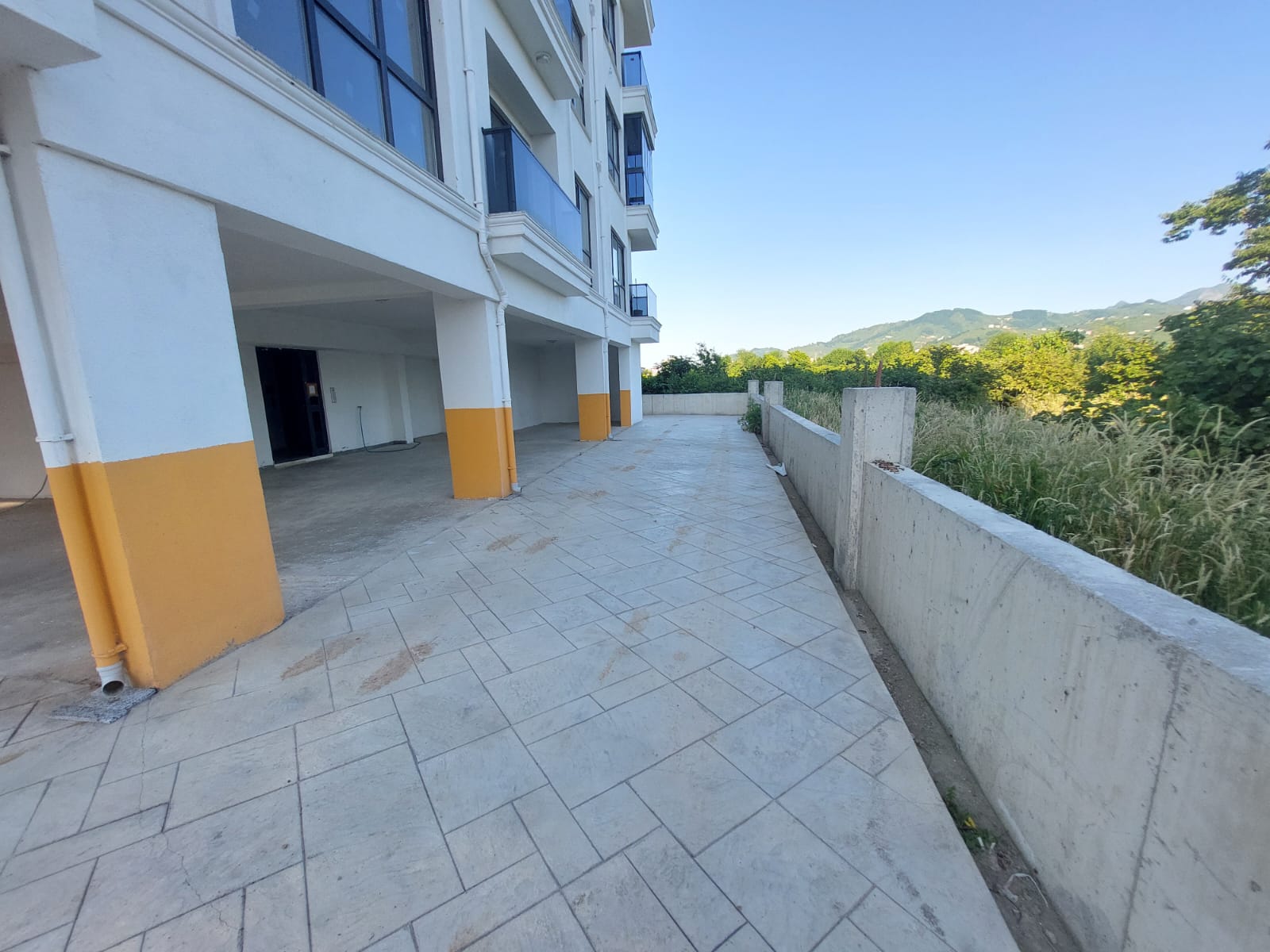 CUMHURİYET MAHALLESİ ANADOLU TEKNIK LISESI YANINDA SATILIK 1+1